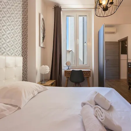 Downtown Walk To Beaches And Croisette Apartment *
